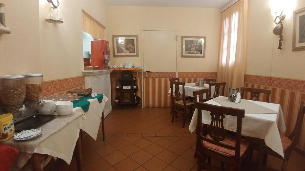 Il Canale Hotel Bologna Bagian luar foto