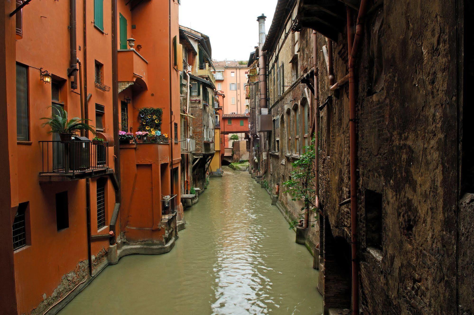 Il Canale Hotel Bologna Bagian luar foto